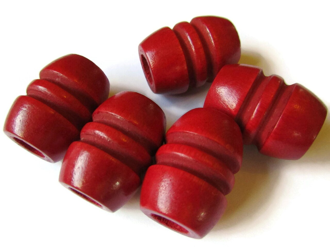 5 28mm Large Hole Red Fluted Barrel Beads Vintage Wood Beads bR1
